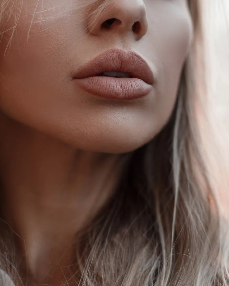 Woman's full lips